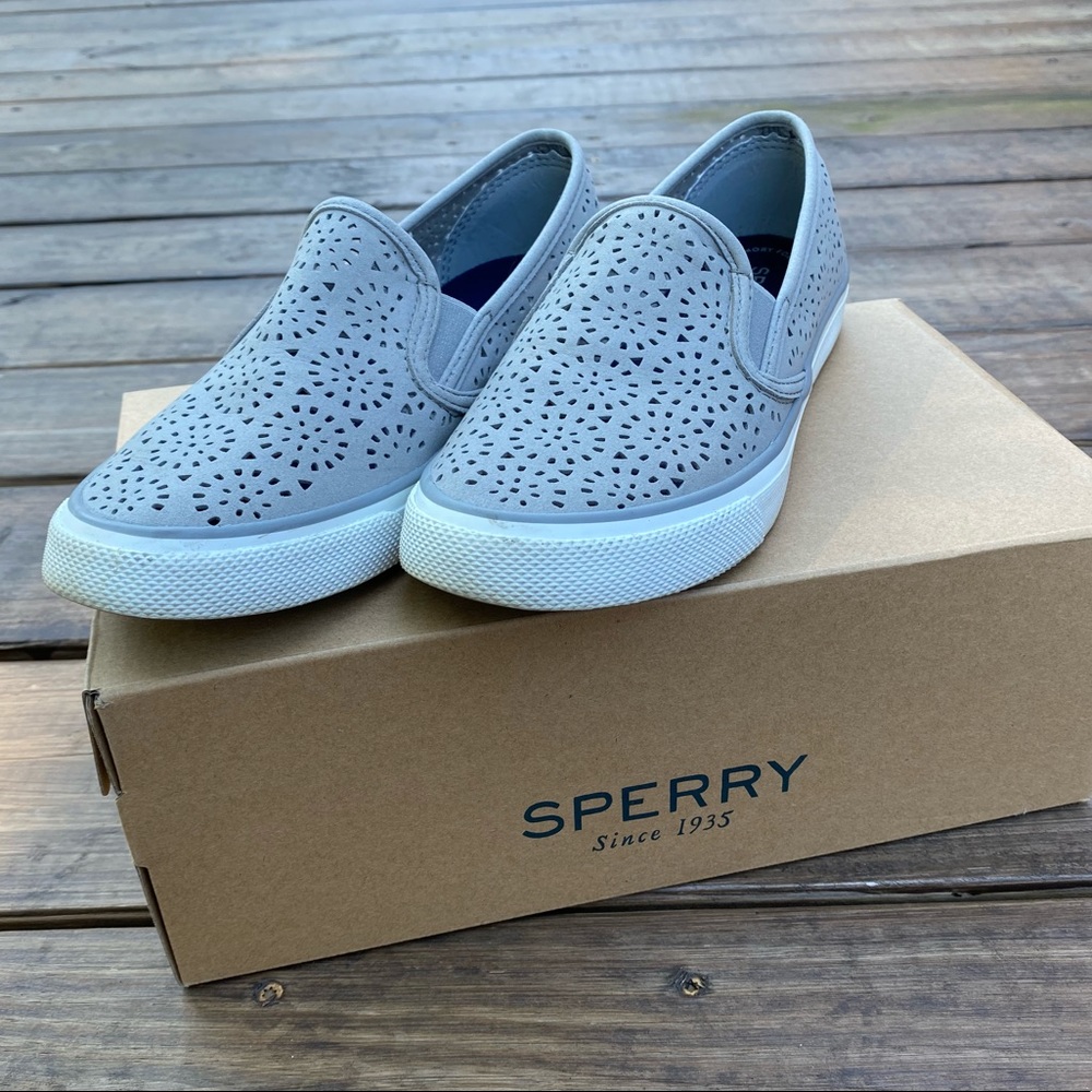 Sperry Women’s Seaside Perf Emboss Sneaker